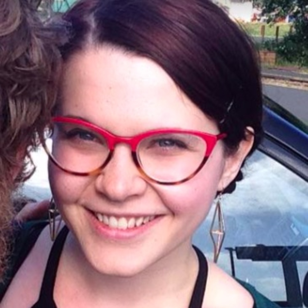 Meet your Posher, Ashley